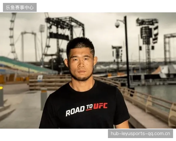 UFC教练怒踢凳子：背后的激情与坚持
